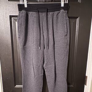 EUC Mens Lululemon Waffle Knit Joggers Dark Gray Black Medium